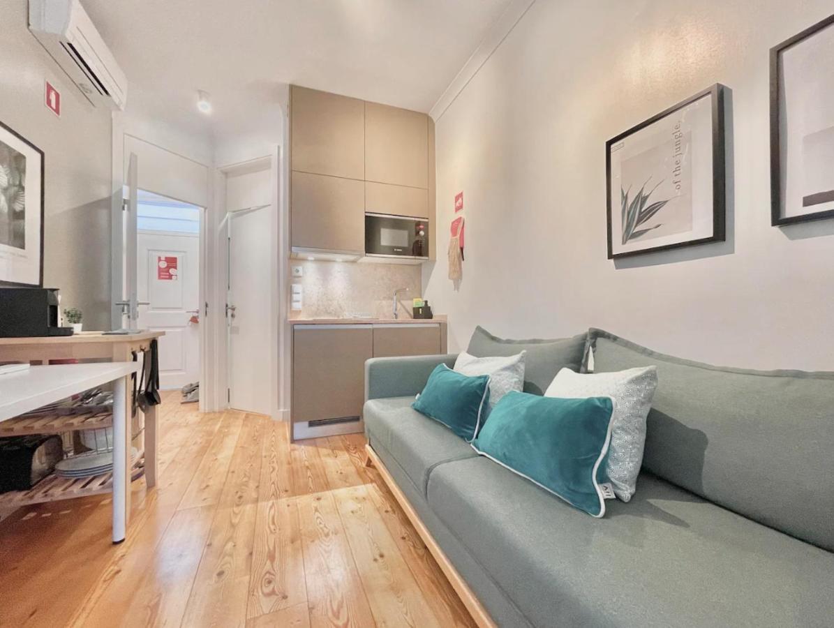 Vila Rosario 3 Studios With Patio By Homeful Homes 리스본 외부 사진